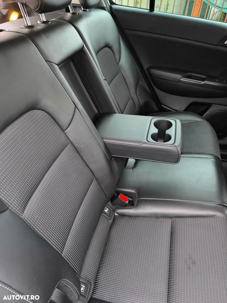 Kia Sportage 1.6 DSL 7DCT HP 4x4 Style - 25