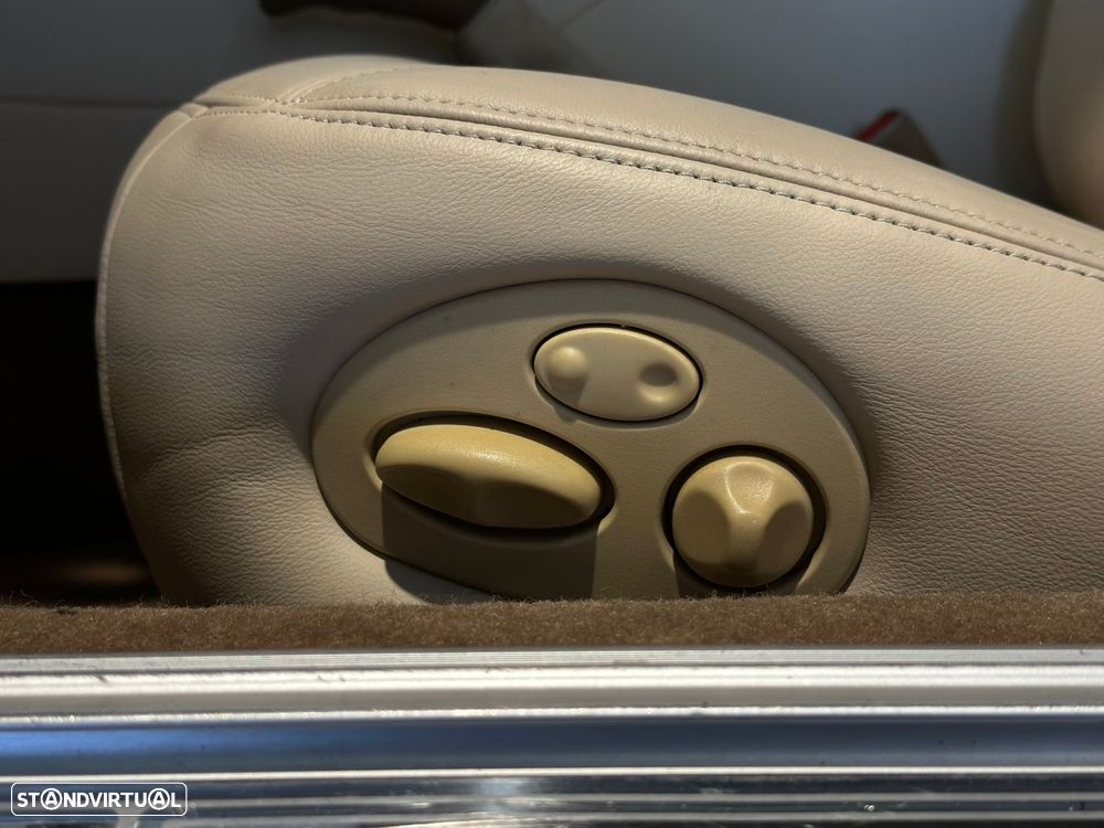 Jaguar Sovereign 3.2 Aut. - 12