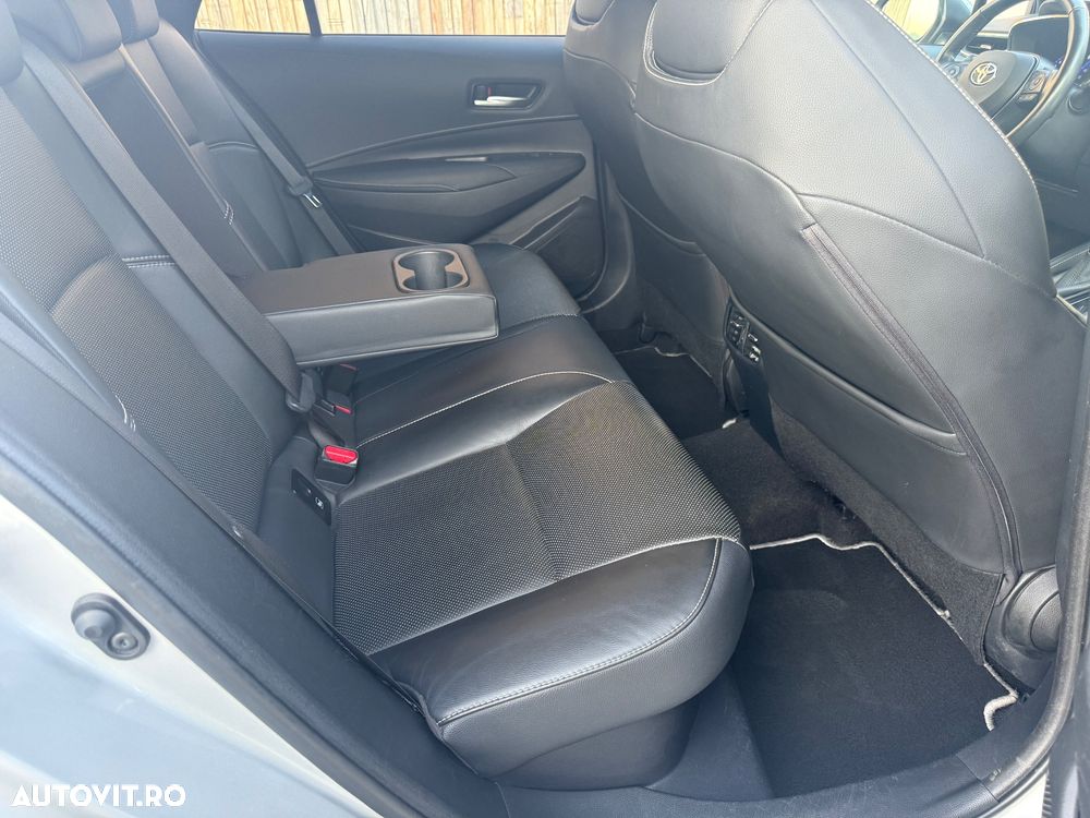 Toyota Corolla 2.0 HSD TS Exclusive Plus - 19