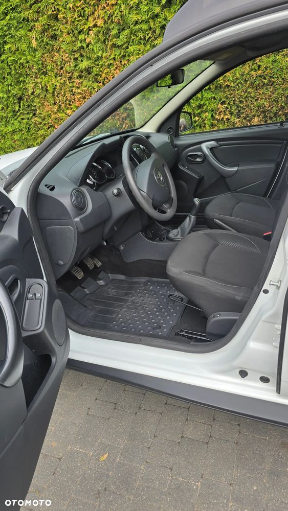 Dacia Duster 1.6 SCe Open S&S - 6