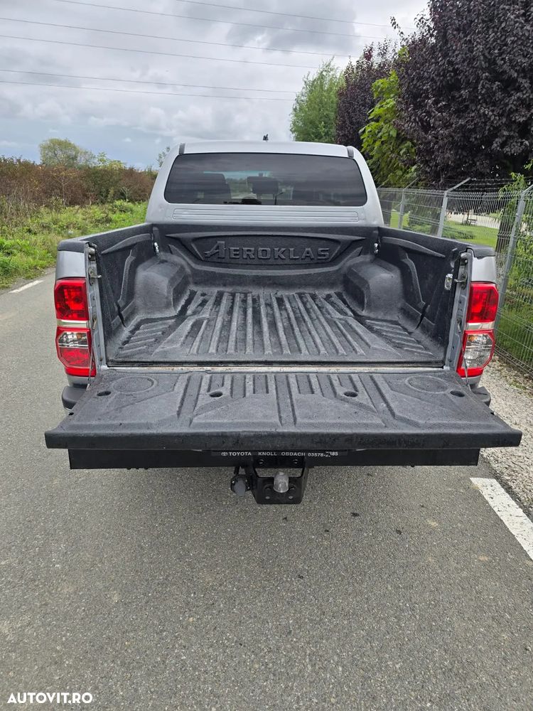 Toyota Hilux 4x4 Cabina Dubla Comfort - 6