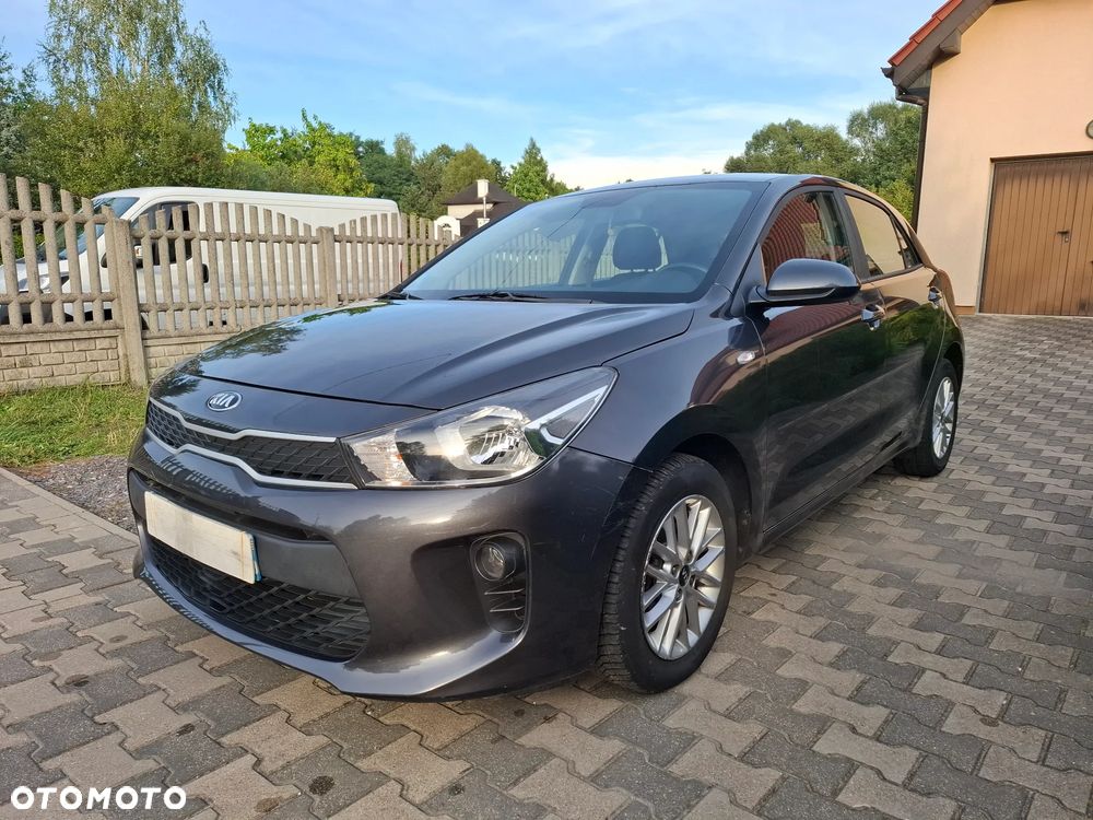 Kia Rio - 2