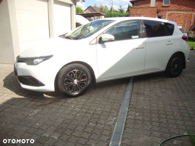 Toyota Auris 1.4 D-4D Dynamic - 2