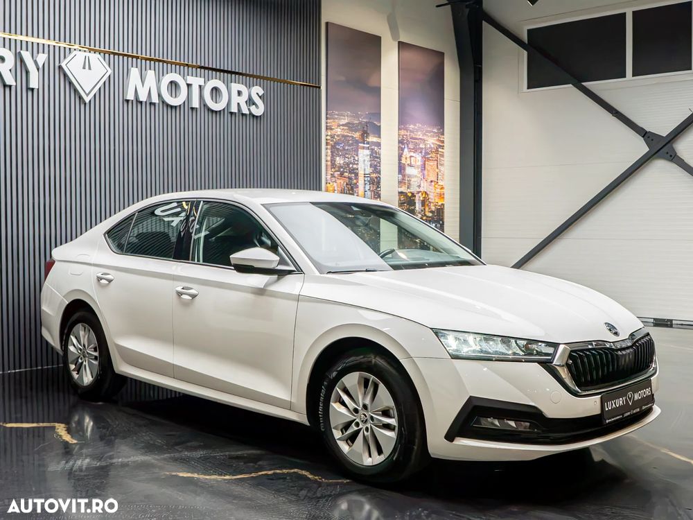 Skoda Octavia 2.0 TDI DSG Ambition - 4
