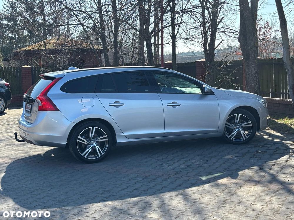 Volvo V60 D2 Drive-E Kinetic - 18