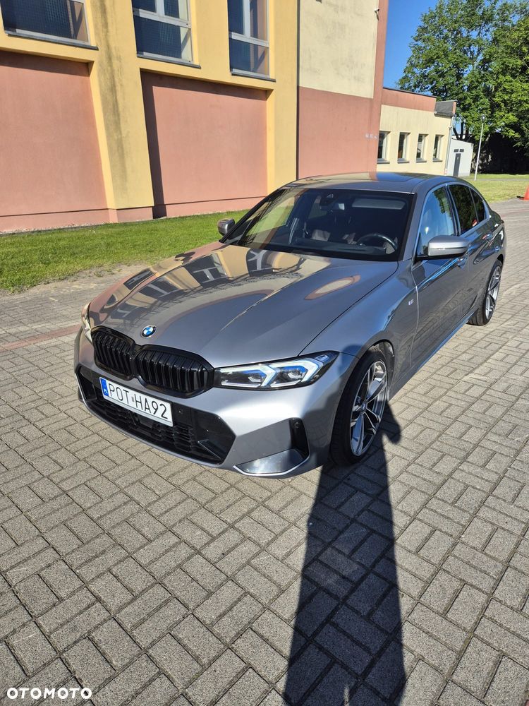 BMW Seria 3 330i xDrive M Sport - 3