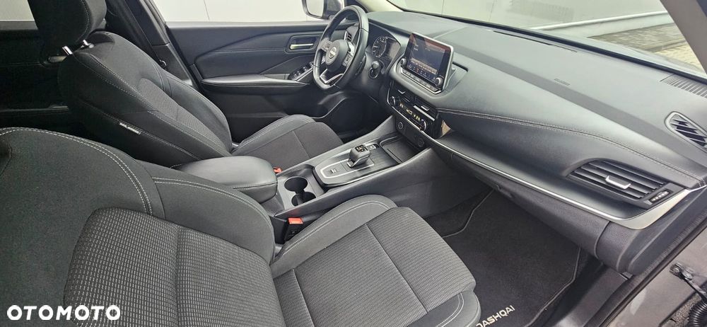 Nissan Qashqai 1.3 DIG-T DCT AKARI - 19