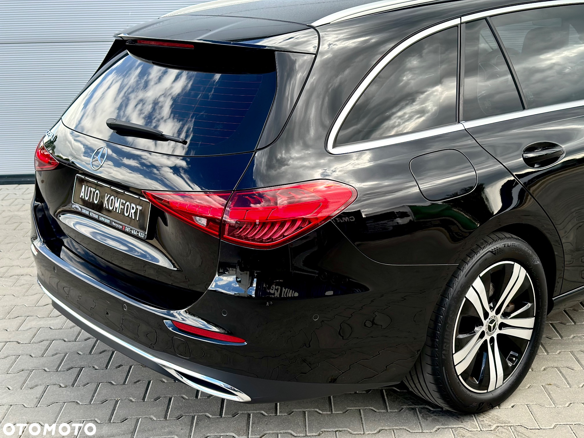 Mercedes-Benz Klasa C 220 d T 9G-TRONIC Avantgarde - 17