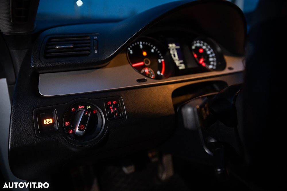 Volkswagen Passat CC 2.0 TDI Individual - 6