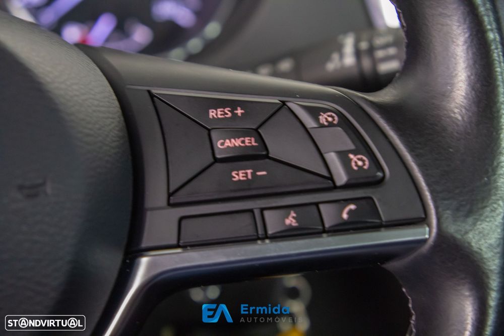 Nissan Qashqai 1.5 dCi N-Connecta - 39