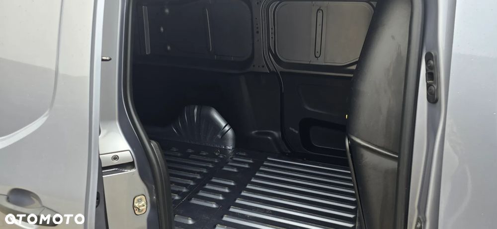 Toyota PROACE CITY - 9