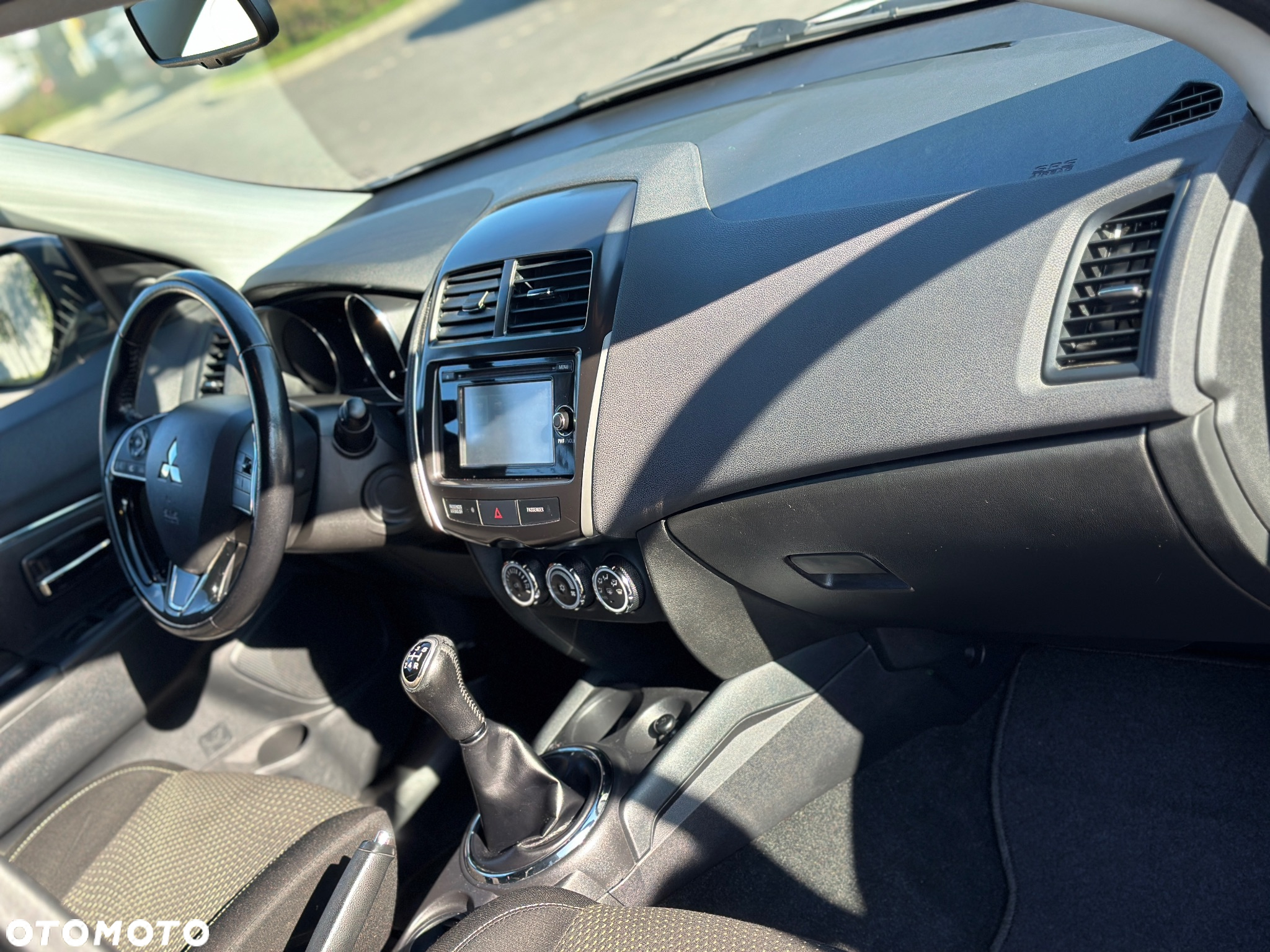 Mitsubishi ASX 1.6 Invite EU6 - 25
