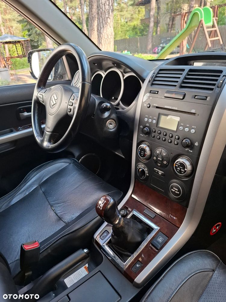 Suzuki Grand Vitara 1.9 DDiS Comfort - 9