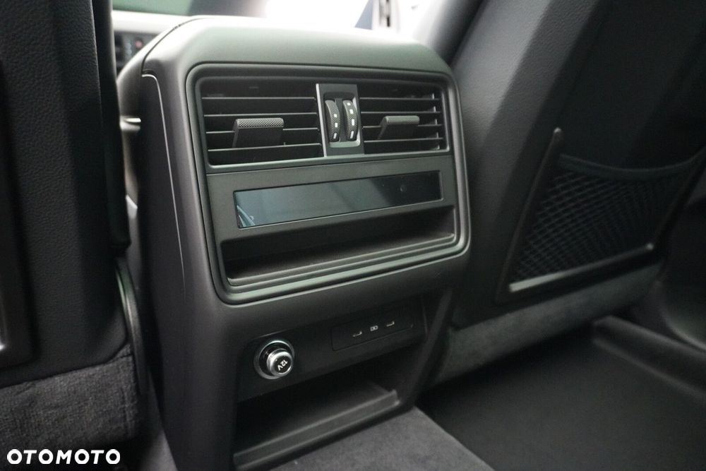 Porsche Cayenne - 31