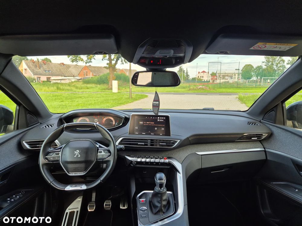 Peugeot 3008 1.2 PureTech GT S&S - 17