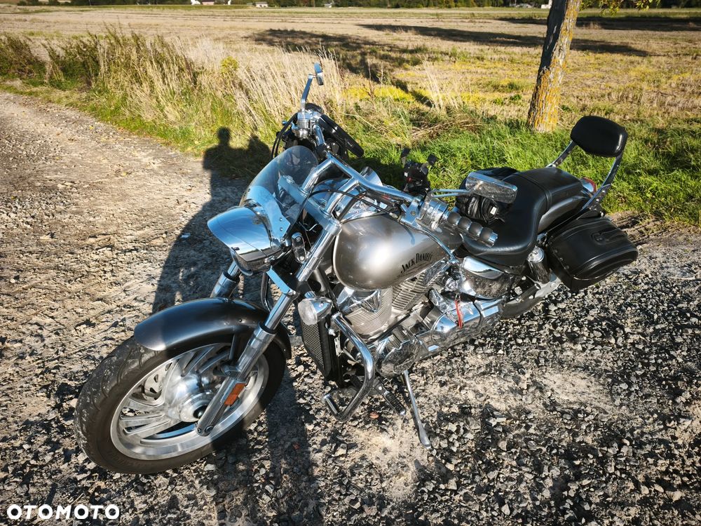 Honda VTX - 8