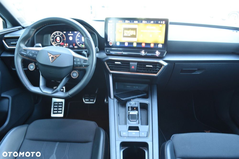 Cupra Leon 2.0 TSI DSG - 10