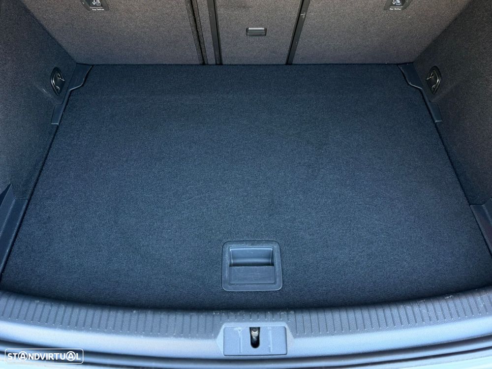 VW Golf 2.0 TSI GTI DSG Performance - 49