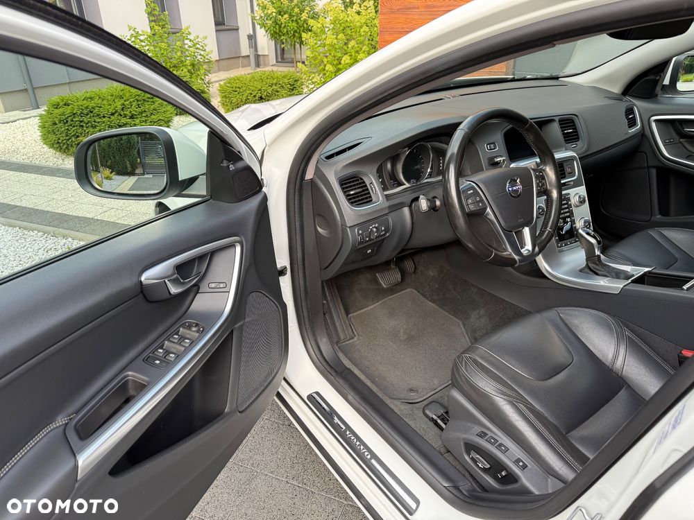 Volvo S60 T5 Drive-E R-Design Summum - 7
