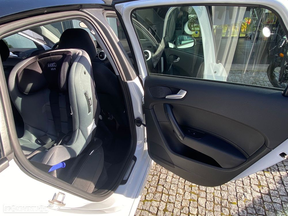 Audi A1 Sportback 1.6 TDI S-line - 22