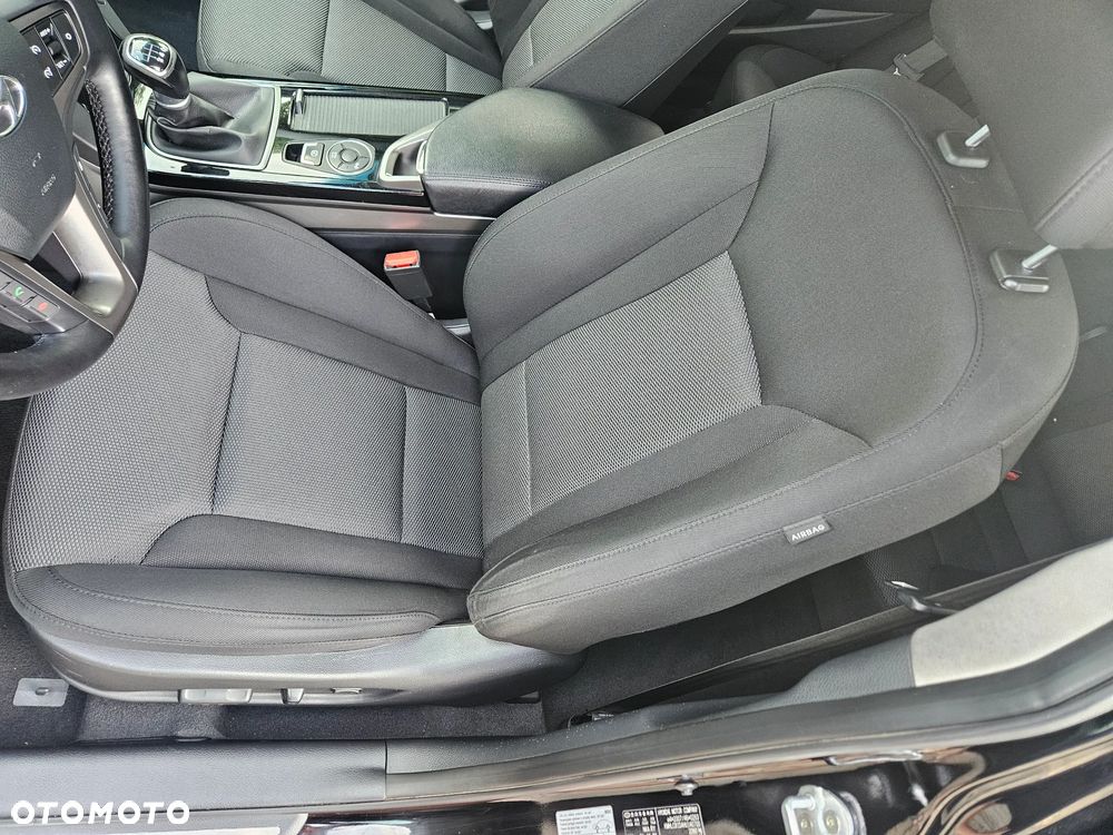Hyundai i40 Kombi 2.0 Trend - 12