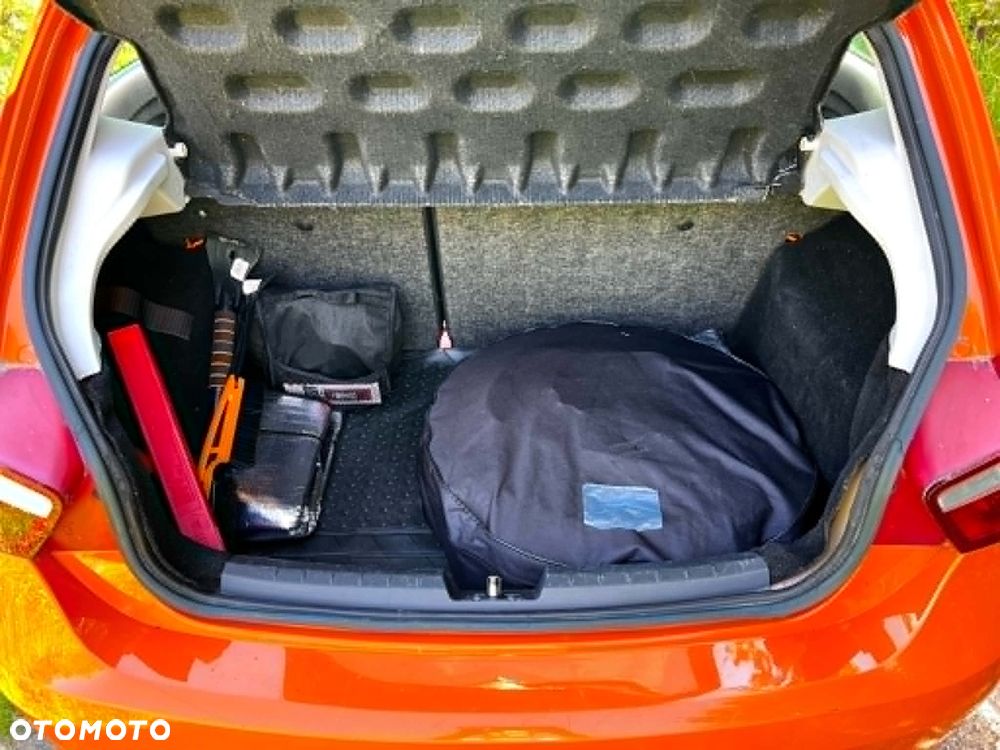 Seat Ibiza SC 1.6 16V Sport - 17