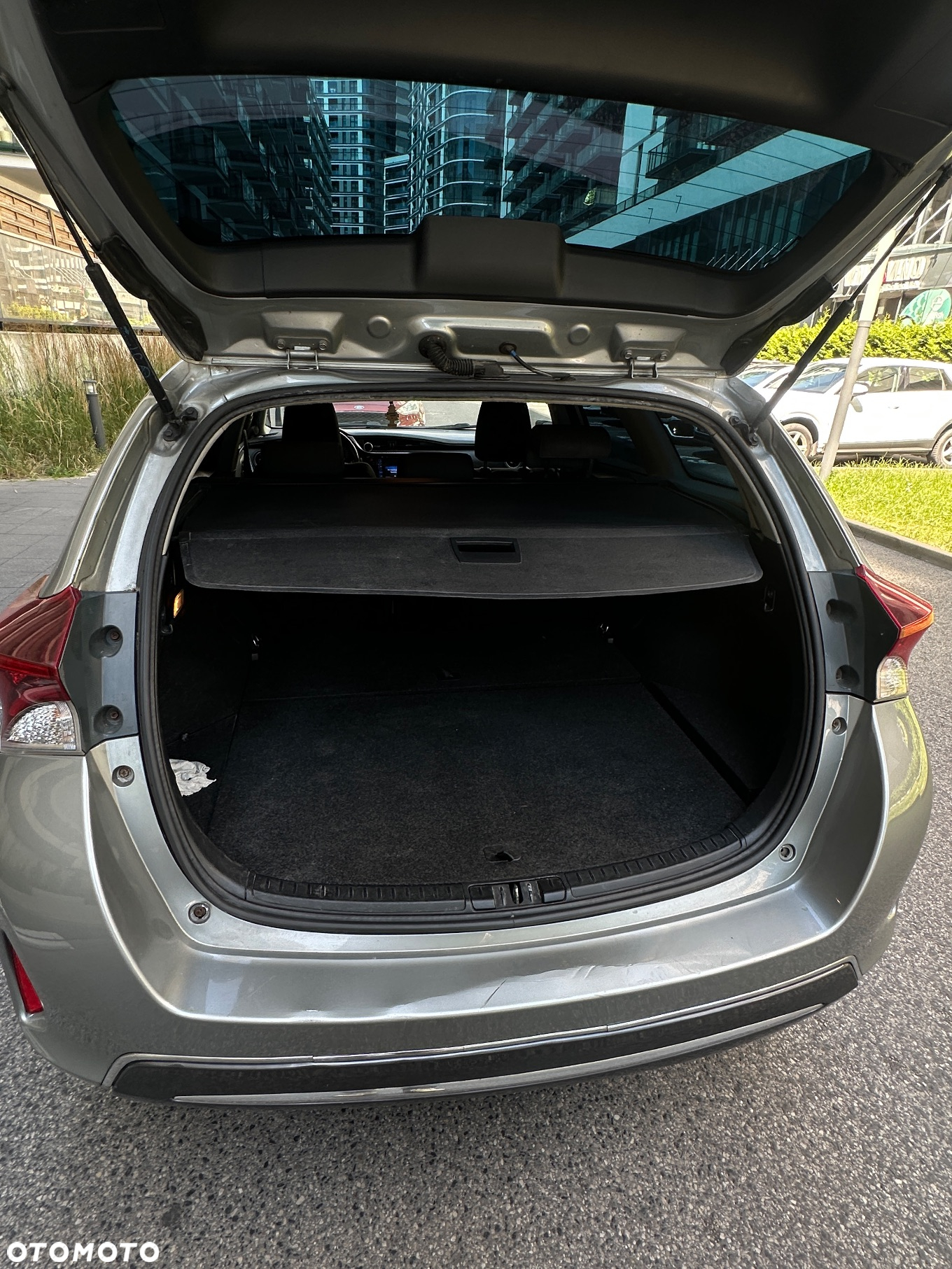 Toyota Auris 1.8 VVT-i Hybrid Automatik Comfort - 5