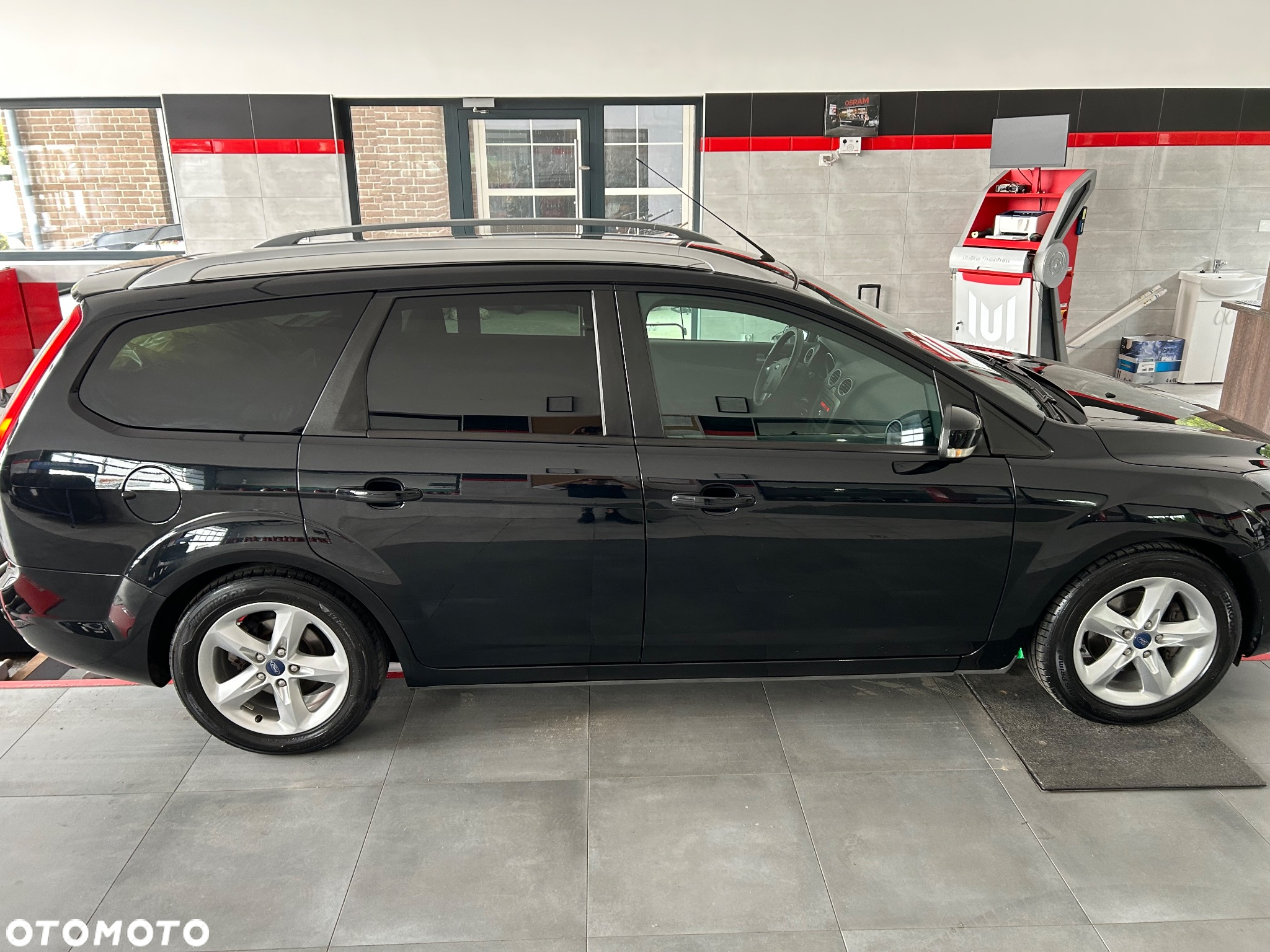 Ford Focus 1.6 TDCi ECOnetic 88g Start-Stopp-System Titanium - 10