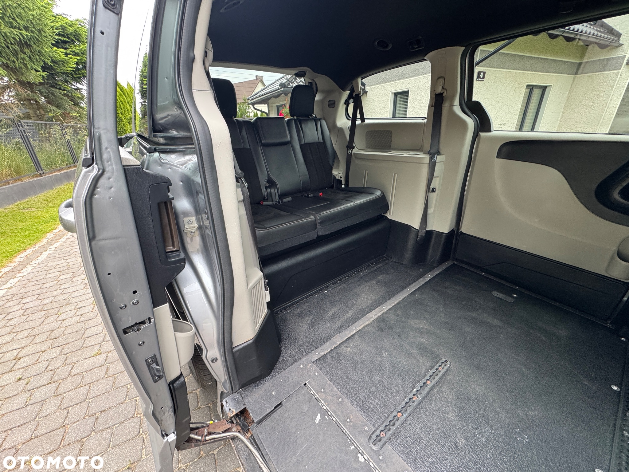 Dodge Grand Caravan 3.6 Express - 22