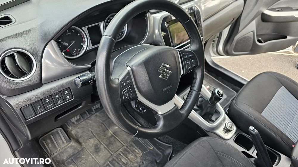 Suzuki Vitara 1.6 4X4 Passion - 5