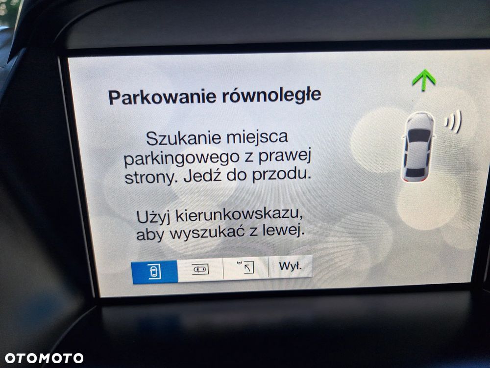 Ford Kuga - 25