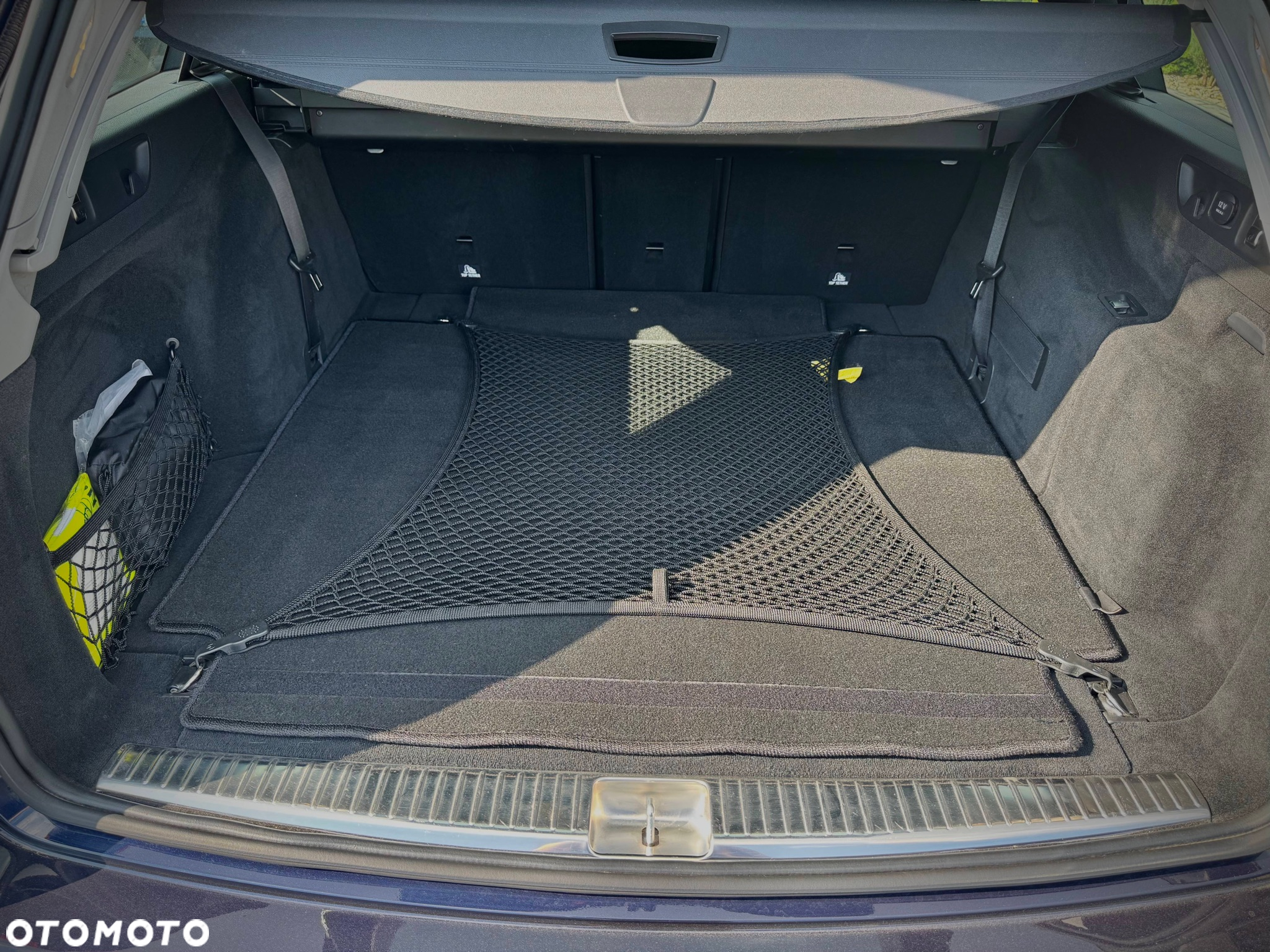 Mercedes-Benz Klasa E 400 4Matic T 9G-TRONIC Exclusive - 13