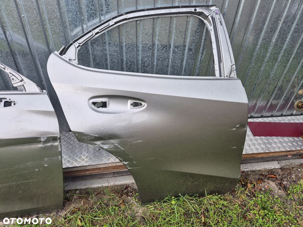 Lexus UX 250h drzwi prawe - 2