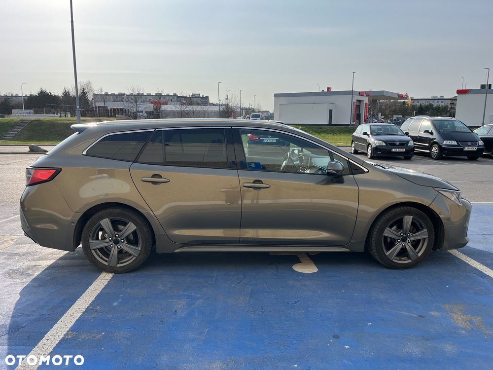 Toyota Corolla 1.8 Hybrid Comfort - 4