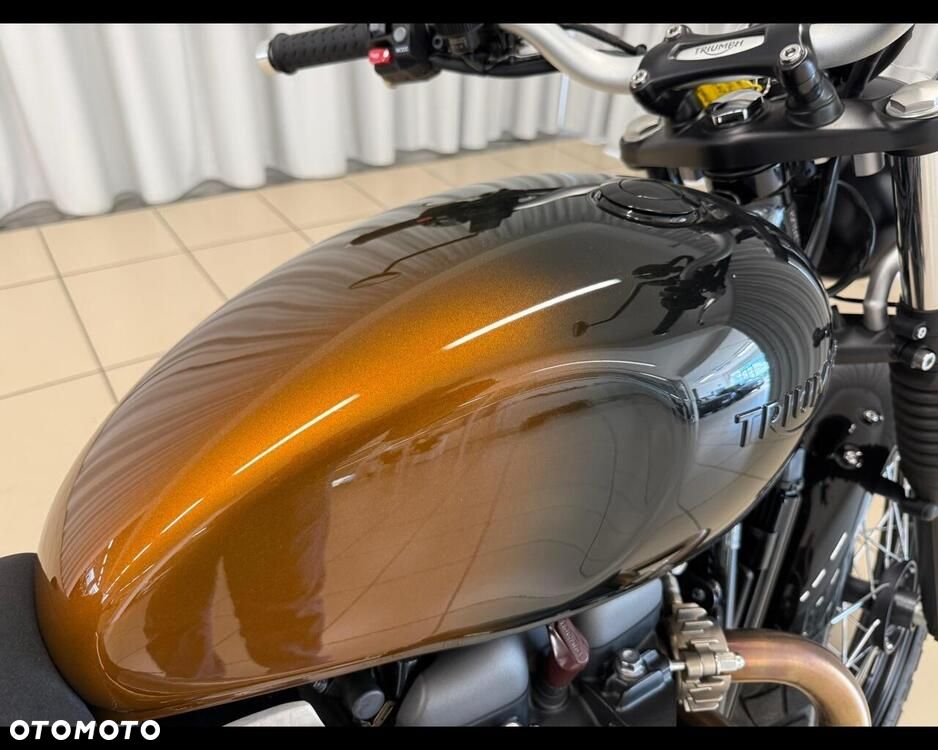 Triumph Scrambler - 10