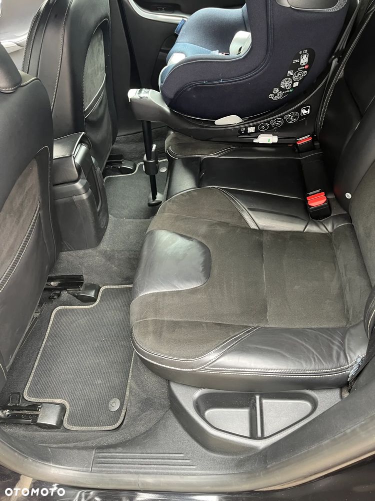 Volvo V40 D2 RDesign - 12