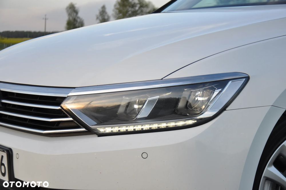 Volkswagen Passat 2.0 TDI SCR Comfortline - 13