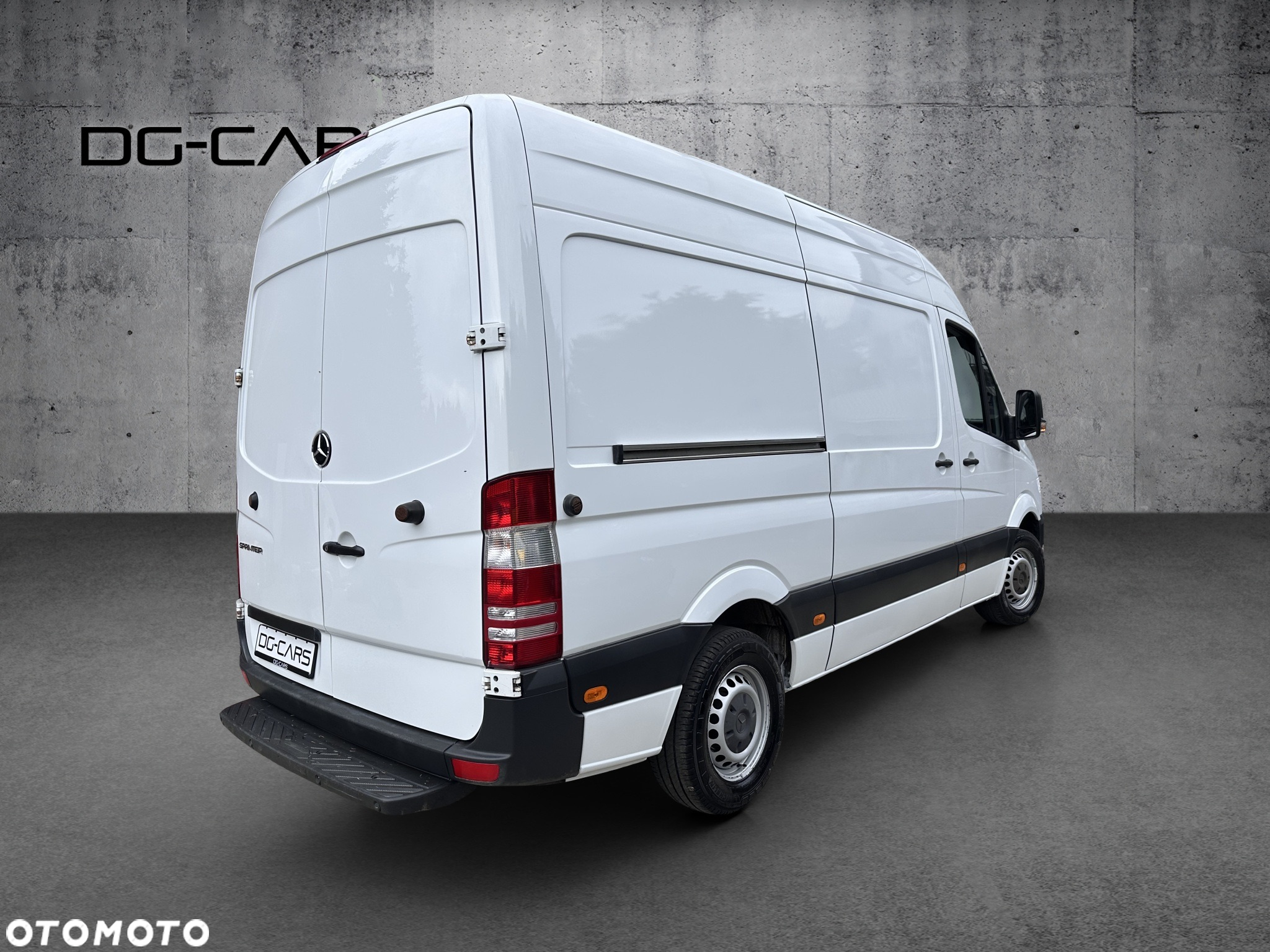 Mercedes-Benz SPRINTER - 4