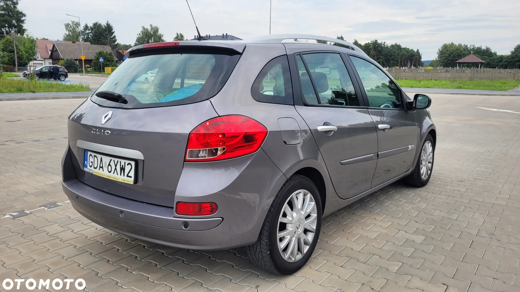 Renault Clio 1.5 dCi 85 FAP Grandtour Dynamique - 5