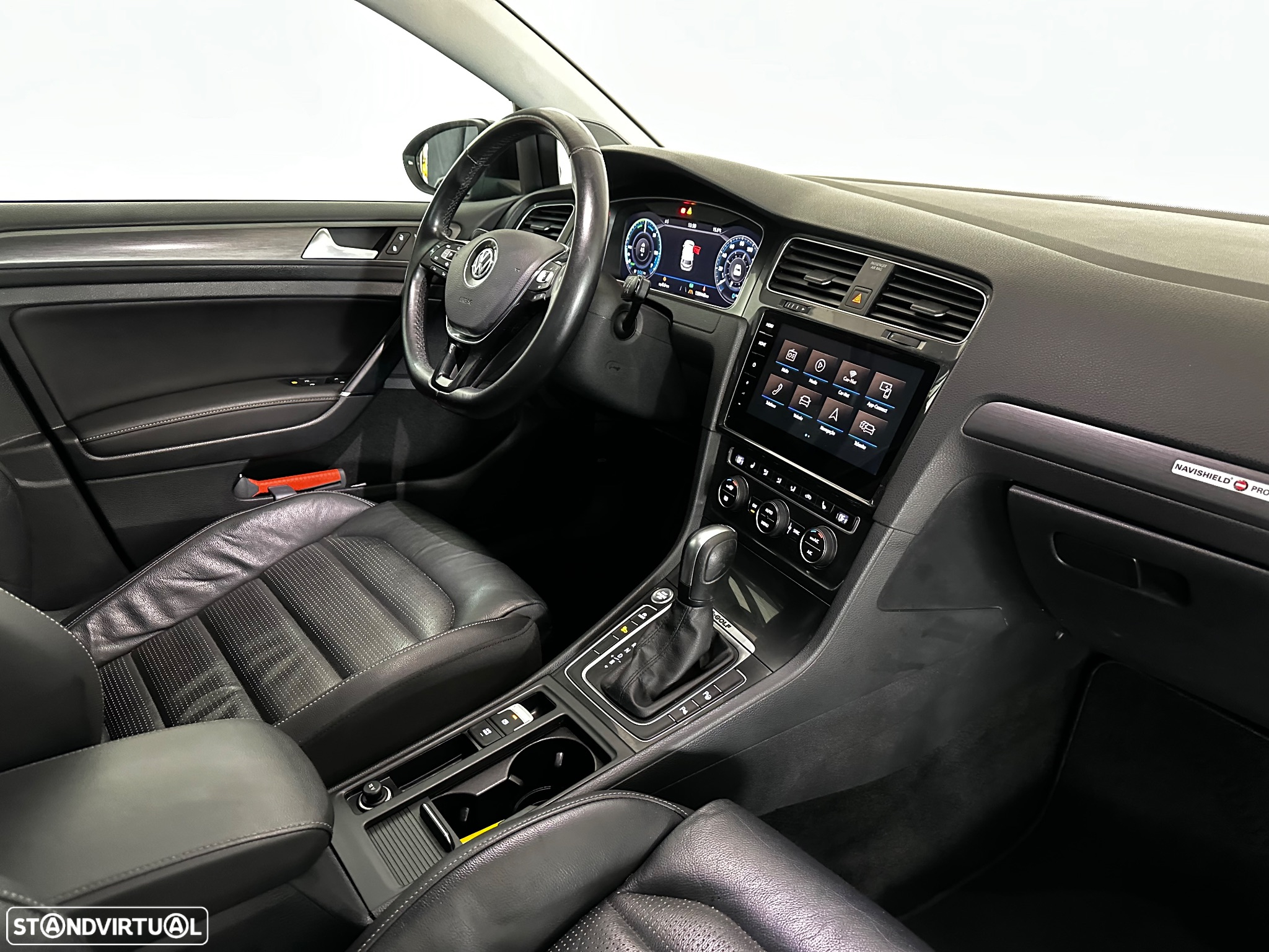 VW e-Golf Standard - 25