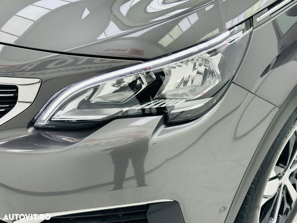 Peugeot 5008 1.2 Puretech Turbo s&s Allure - 9