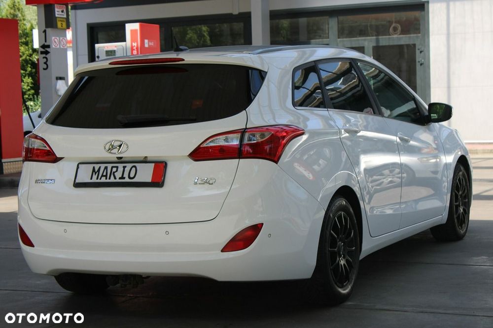 Hyundai i30 1.6 Automatik Style - 37