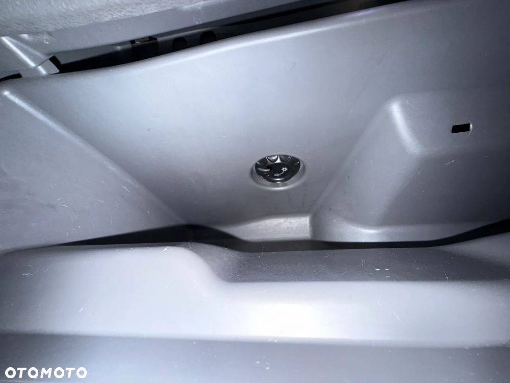 Volkswagen Transporter - 15