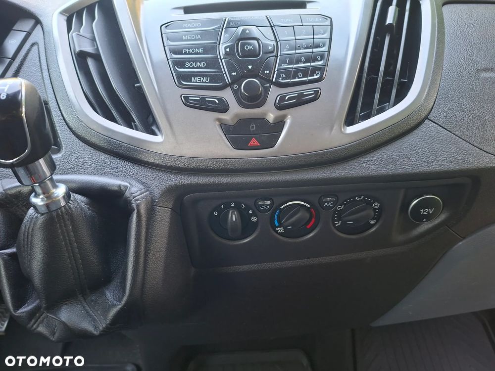 Ford Transit - 9