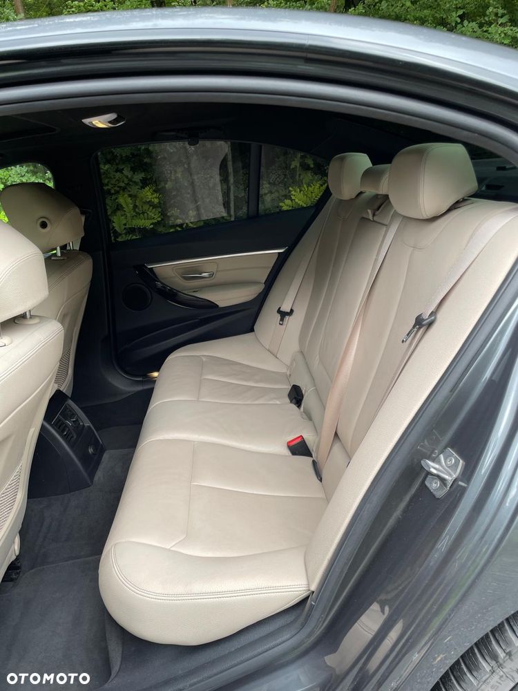 BMW Seria 3 - 14