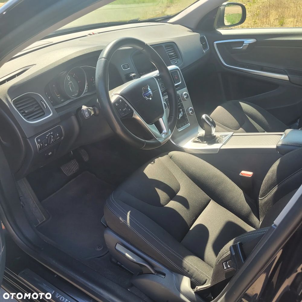 Volvo S60 D3 Geartronic Momentum - 6