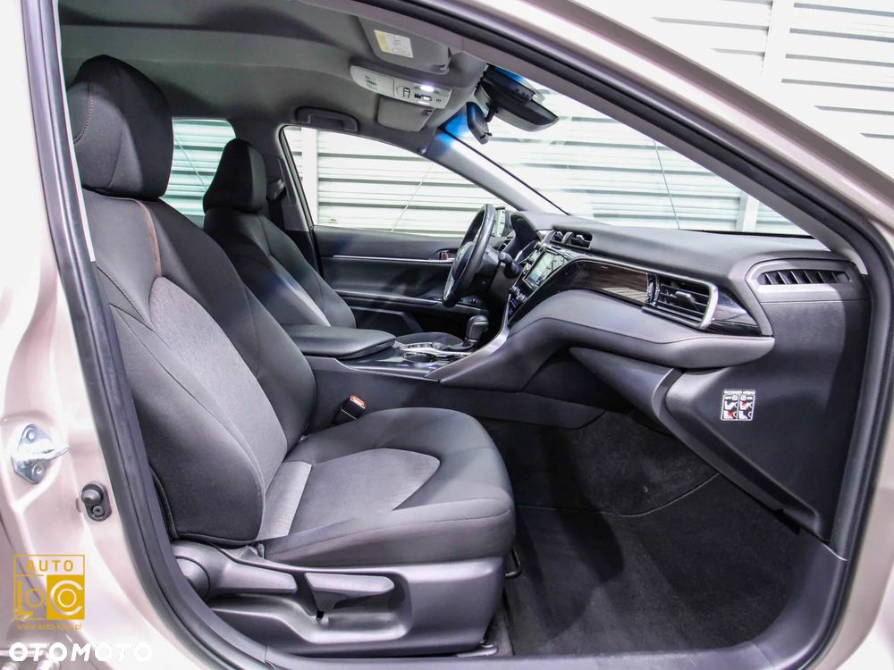 Toyota Camry 2.5 Hybrid Prestige CVT - 10