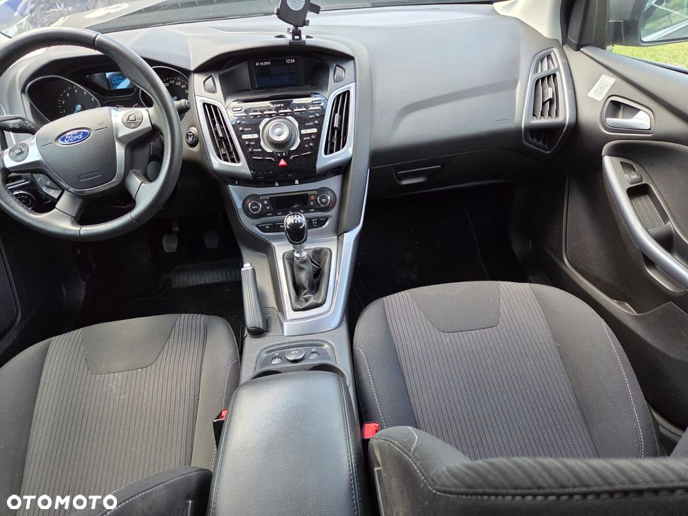 Ford Focus 1.5 EcoBoost STart-Stopp-System TITANIUM - 11