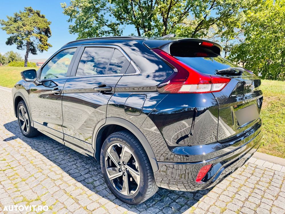 Mitsubishi Eclipse-Cross - 8