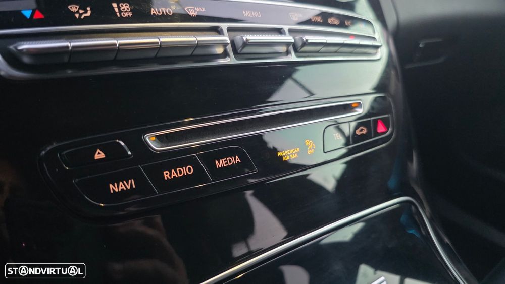 Mercedes-Benz C 63 AMG Standard - 26